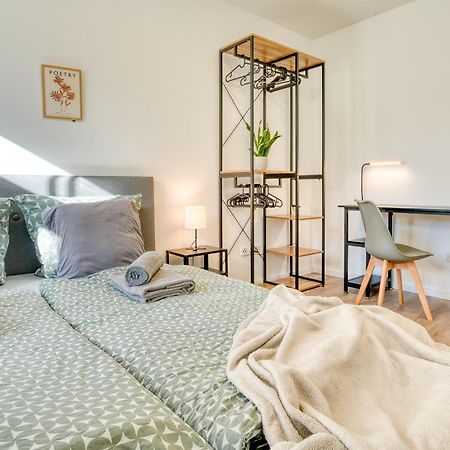 Apartamento Homy I Moderner Retrocharme Wlan & Netflix Leipzig Exterior foto